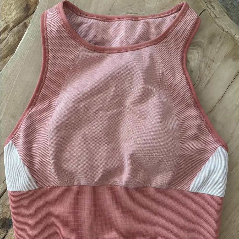 Lululemon Athletica High Neck Sports Bra/Tank